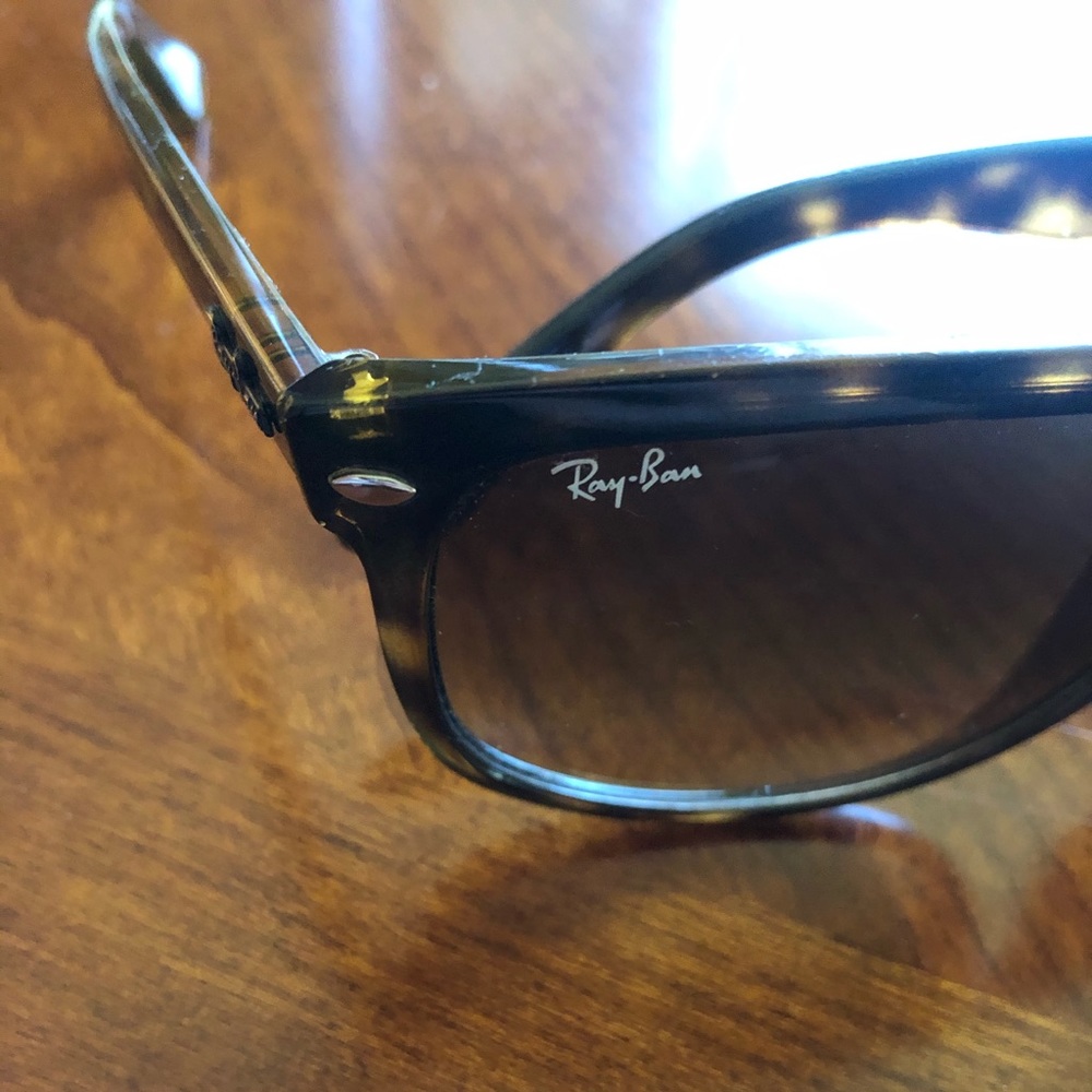 Ray-Ban Boyfriend Sunglasses - Tortoise